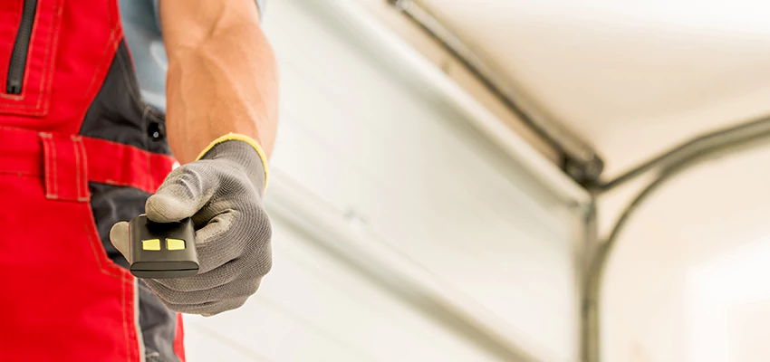 Residential Garage Door Security in Inglewood, California