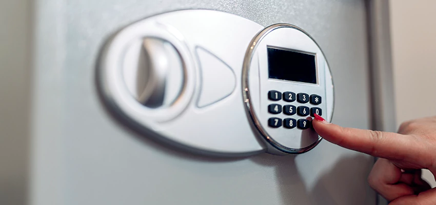 Jewelry Safe Cracking in Inglewood, California